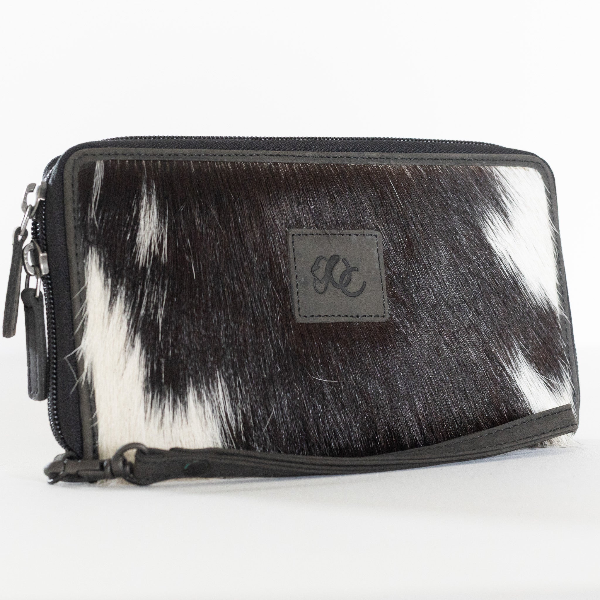 Black Hair On Clutch