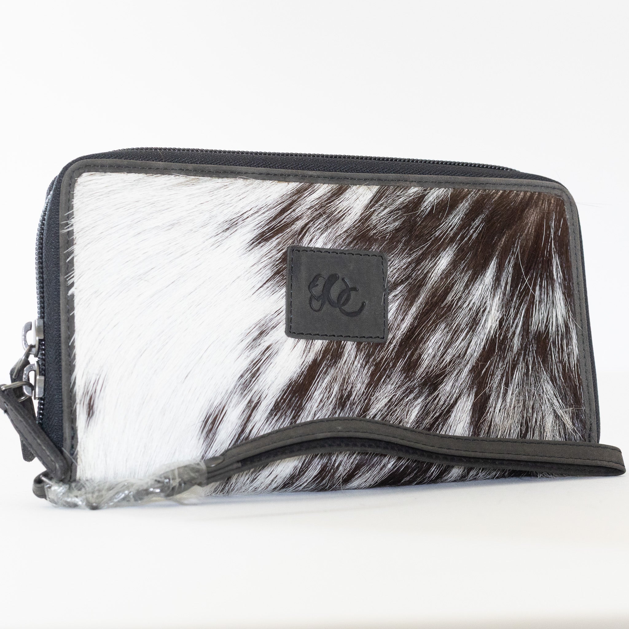 Black Hair On Clutch