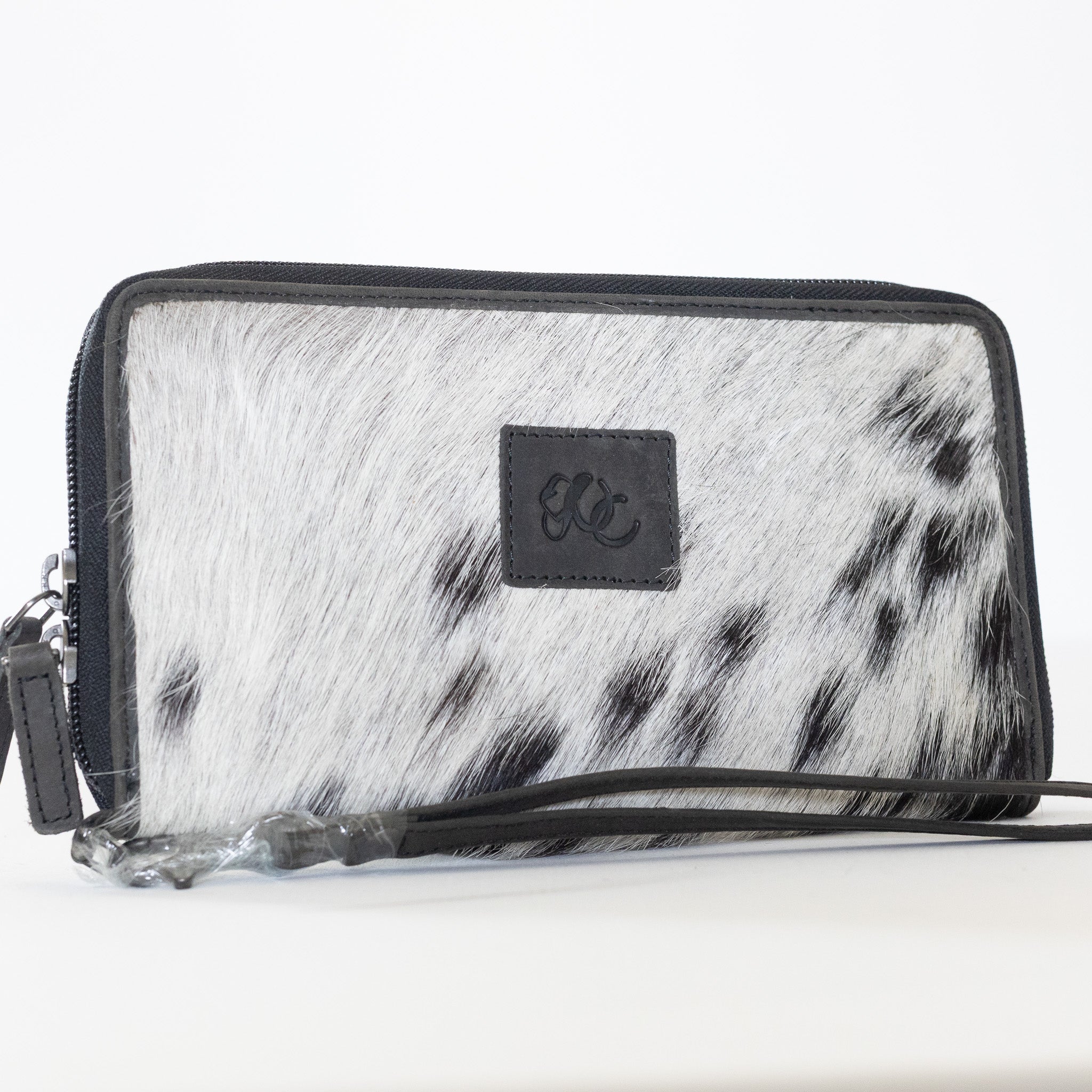 Black Hair On Clutch