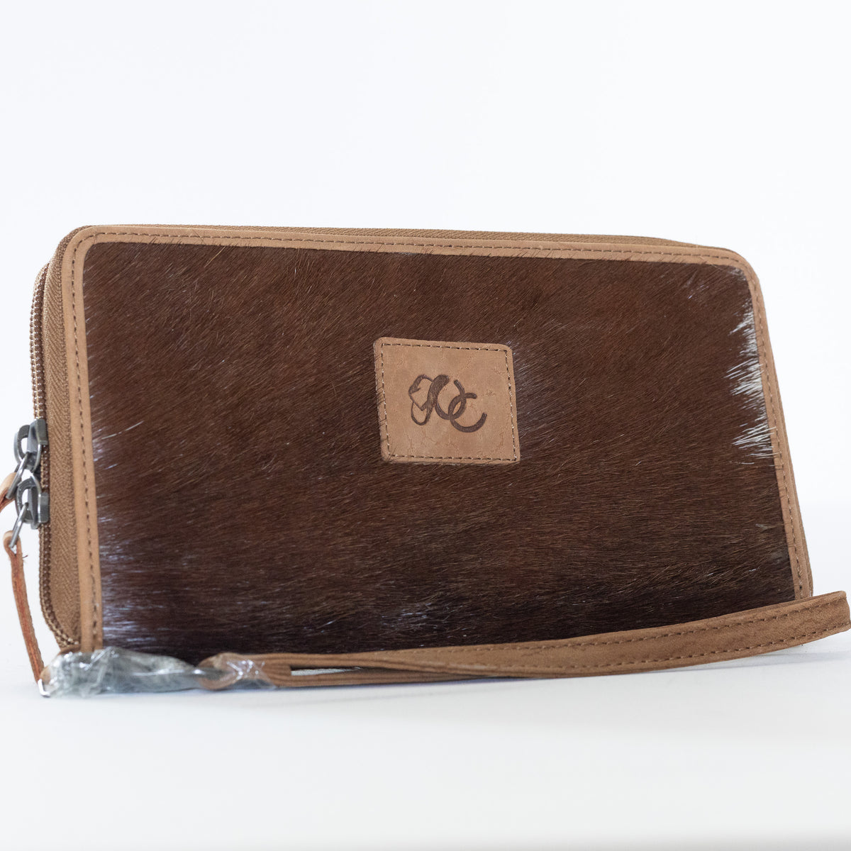 Brown Hair On Clutch