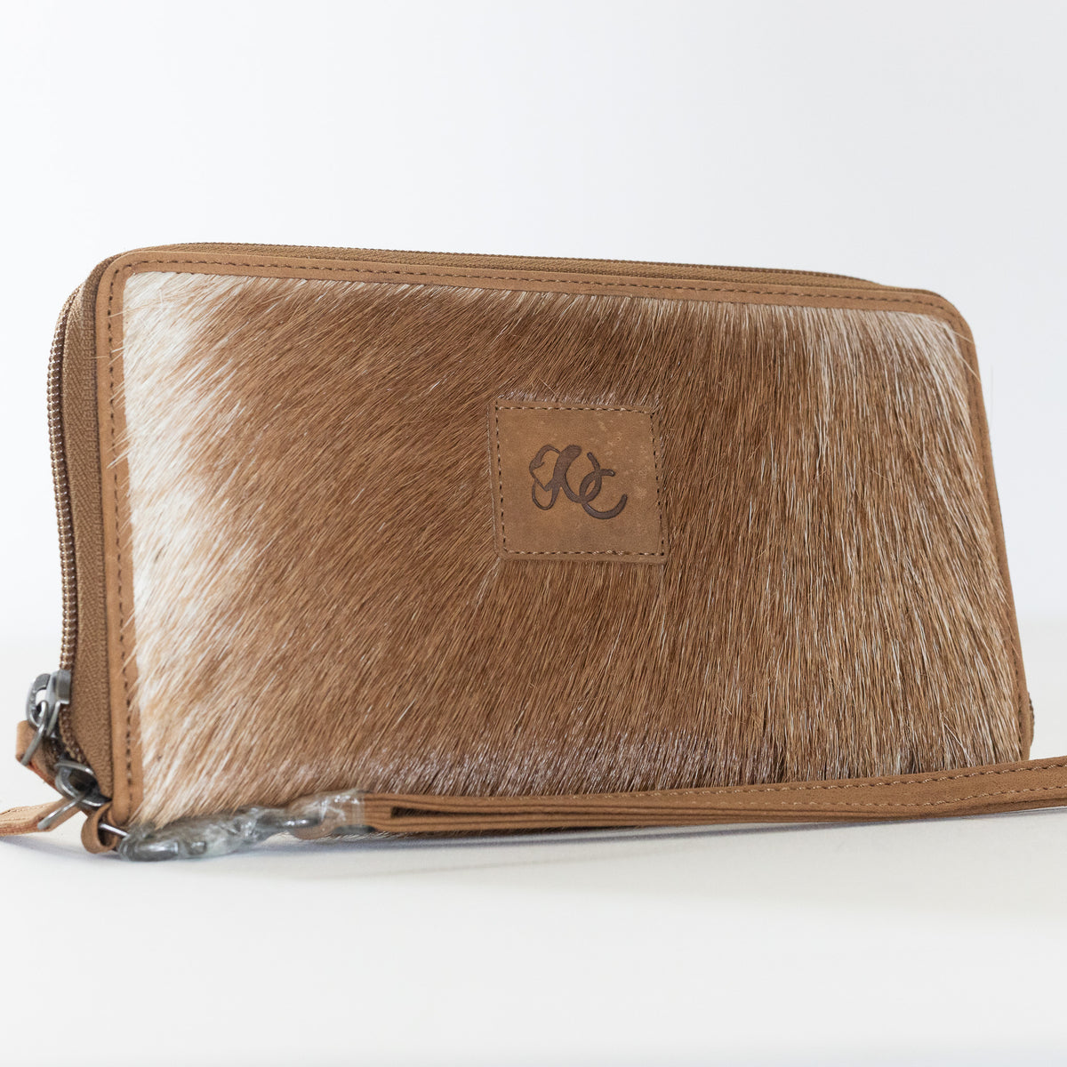 Brown Hair On Clutch