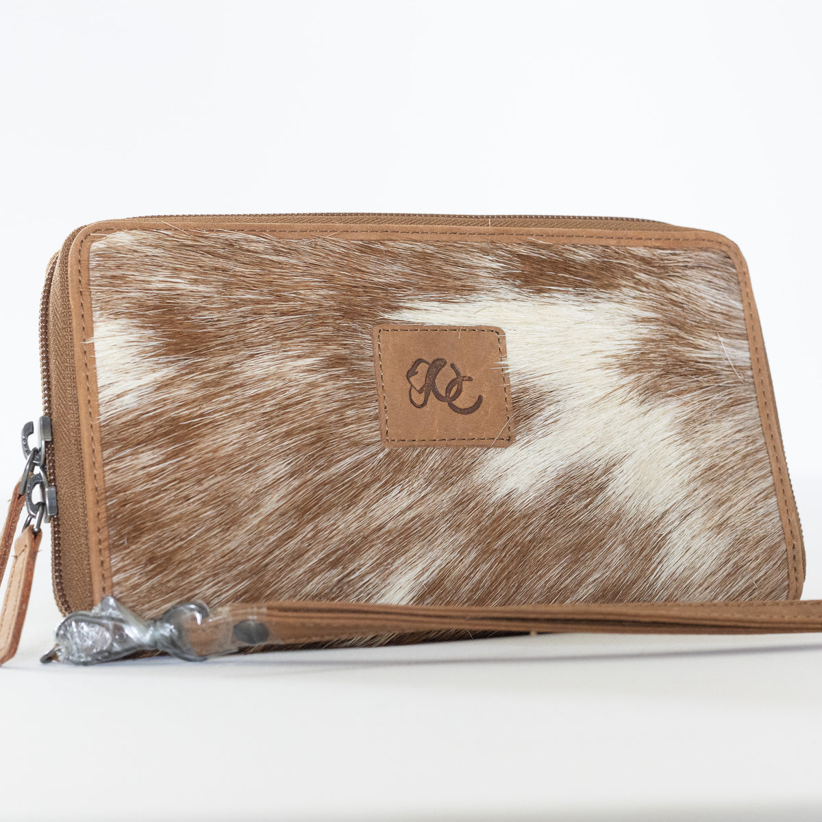 Brown Hair On Clutch