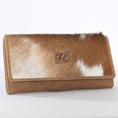 Brown Hair On Wallet